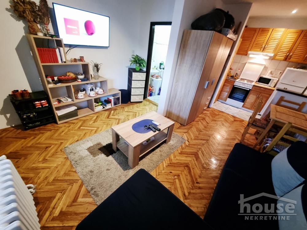 Slika 3 - Stan,NOVI SAD,CENTAR,kv: 23.00, € 67500, ID: 1064937