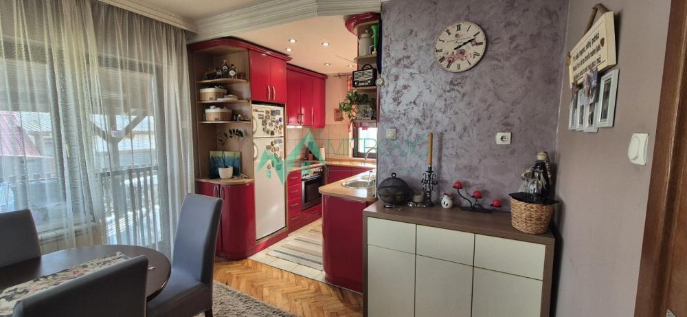 Slika 3 - Novi Sad, Veternik - Troiposoban stan od 88m2 sa garažom u sklopu kuće 