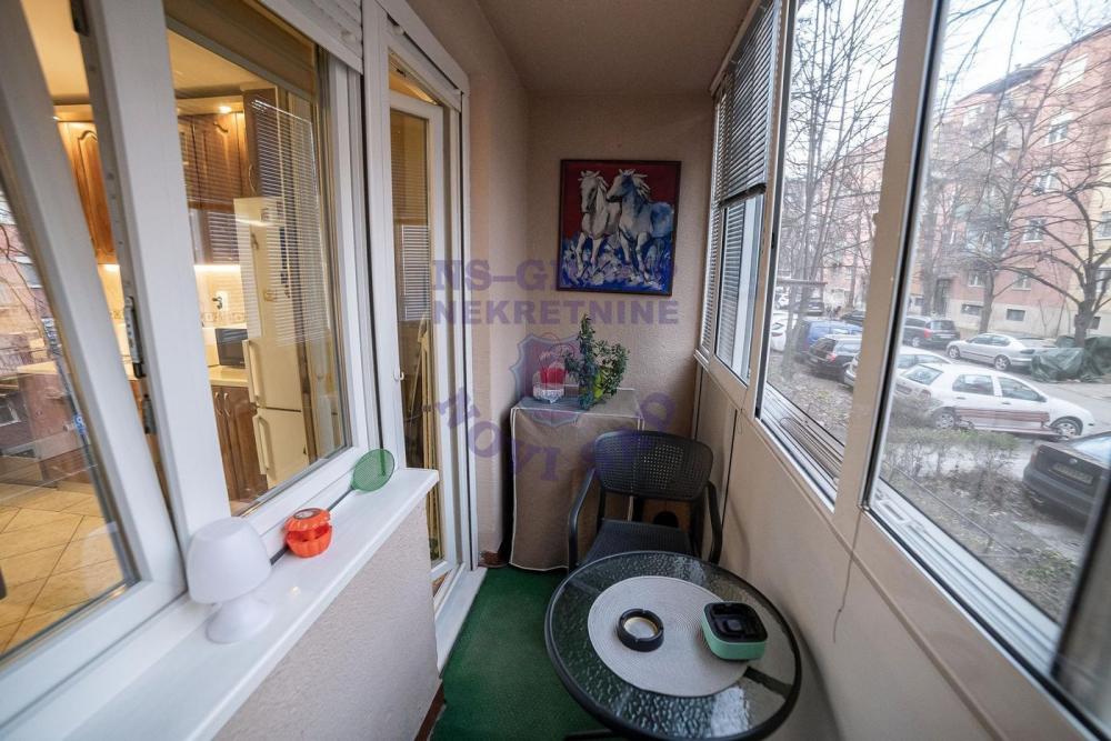 Slika 8 - KOMPLETNO RENOVIRAN - ODLIČAN