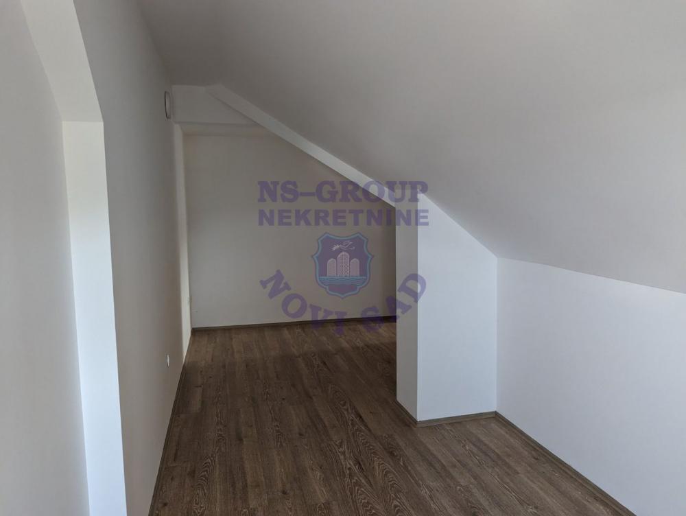 Slika 1 - Trosoban, 77m2, Adice Novi Sad