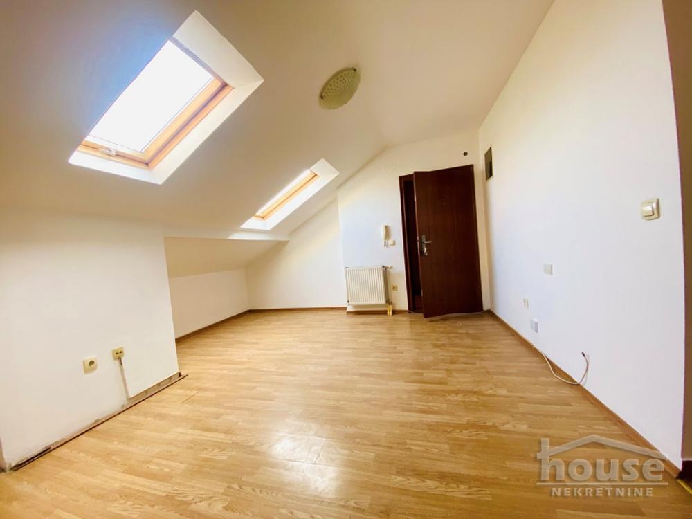 Slika 4 - Stan,NOVI SAD,CENTAR,kv: 33.00, € 85000, ID: 1064360