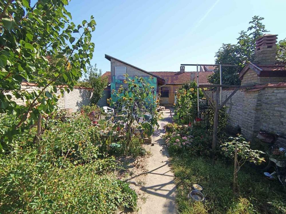 Slika 6 - Prelep dvorisni stan na Telepu