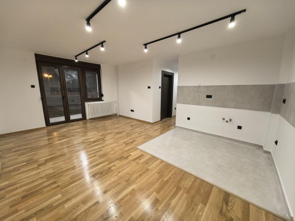 Slika 3 - Stan,NOVI SAD,NOVO NASELJE,kv: 52.00, € 149350, ID: 1059158