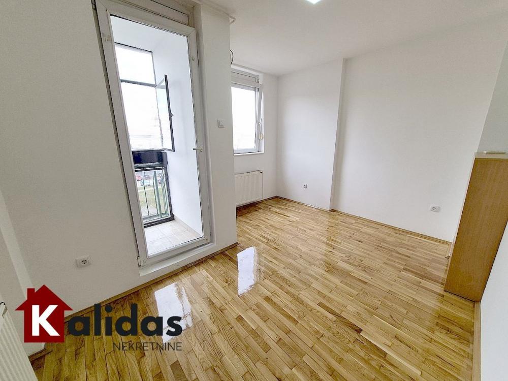 Slika 1 - Stan,NOVI SAD,NOVO NASELJE,kv: 23, € 75000, ID: 1008590
