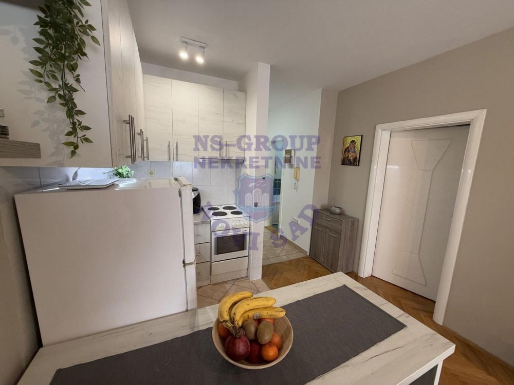 Slika 4 - Kompletno namešten dvosoban stan na Grbavici