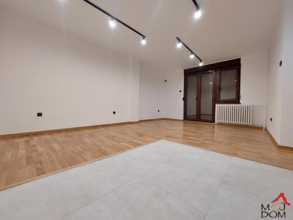 Slika 10 - Stan,NOVI SAD,NOVO NASELJE,kv: 52, € 149350, ID: 1031867