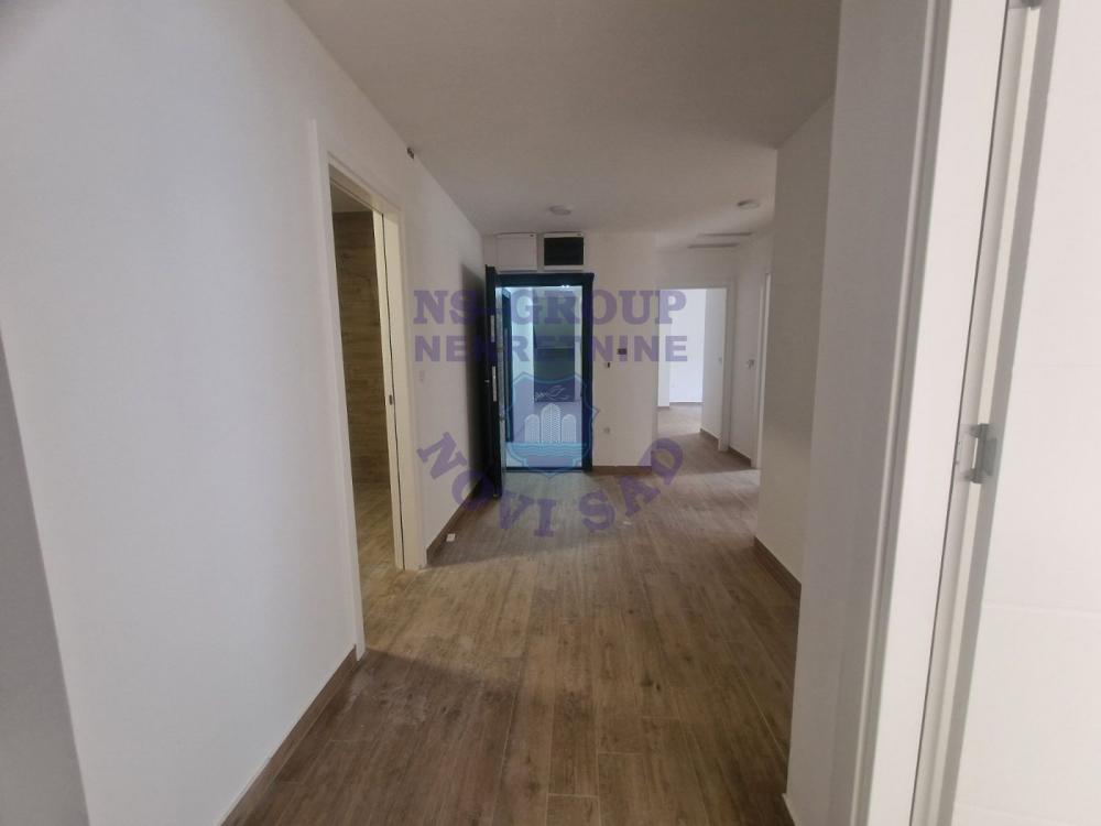 Slika 4 - Petrovaradin, Stari Majur, 4 sobe, 89m2