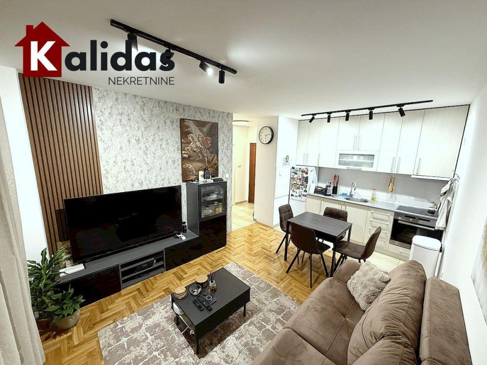 Glavna slika -Stan,PETROVARADIN,PETROVARADIN,kv: 38, € 123500, ID: 1008580