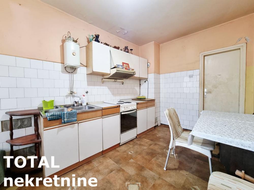 Slika 3 - Stan,NOVI SAD,CENTAR,kv: 64.00, € 185000, ID: 1102160