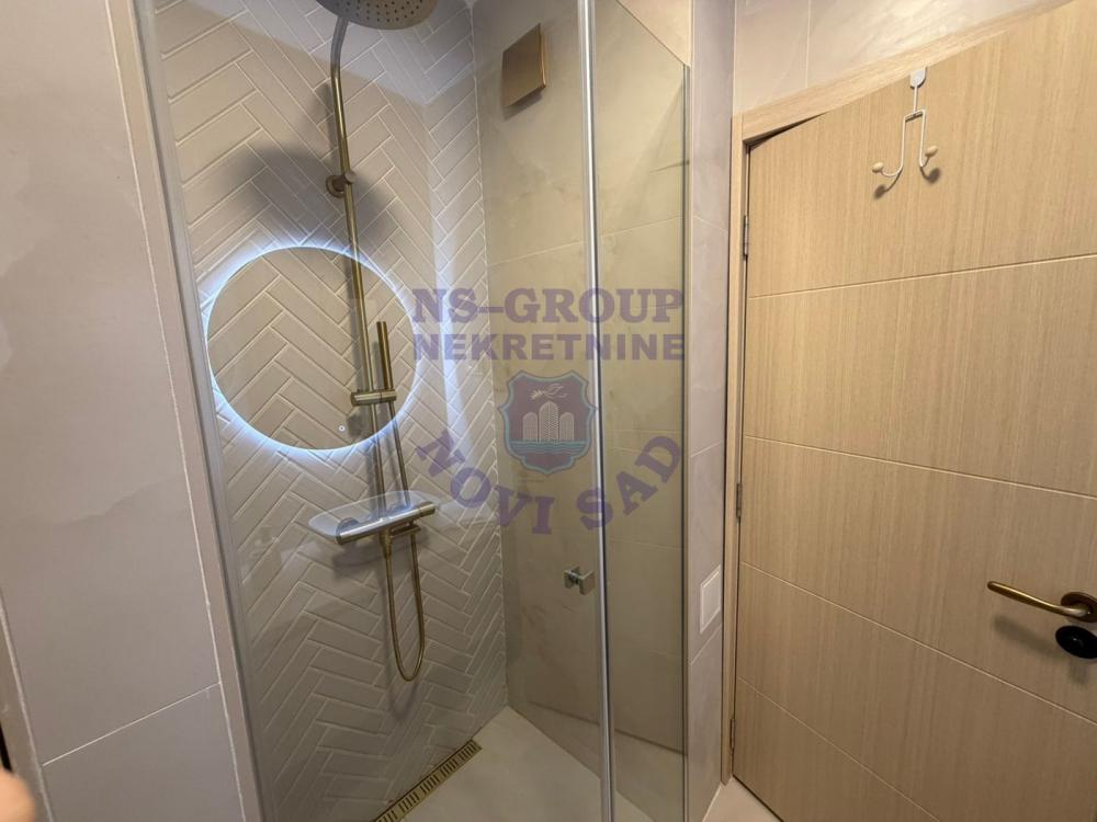 Slika 5 - Dvosoban, 38m2, Novi Sad centar Novi Sad