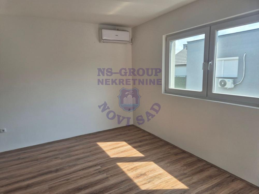 Slika 2 - Jednoiposoban, 36m2, Adice Novi Sad, sa terasom