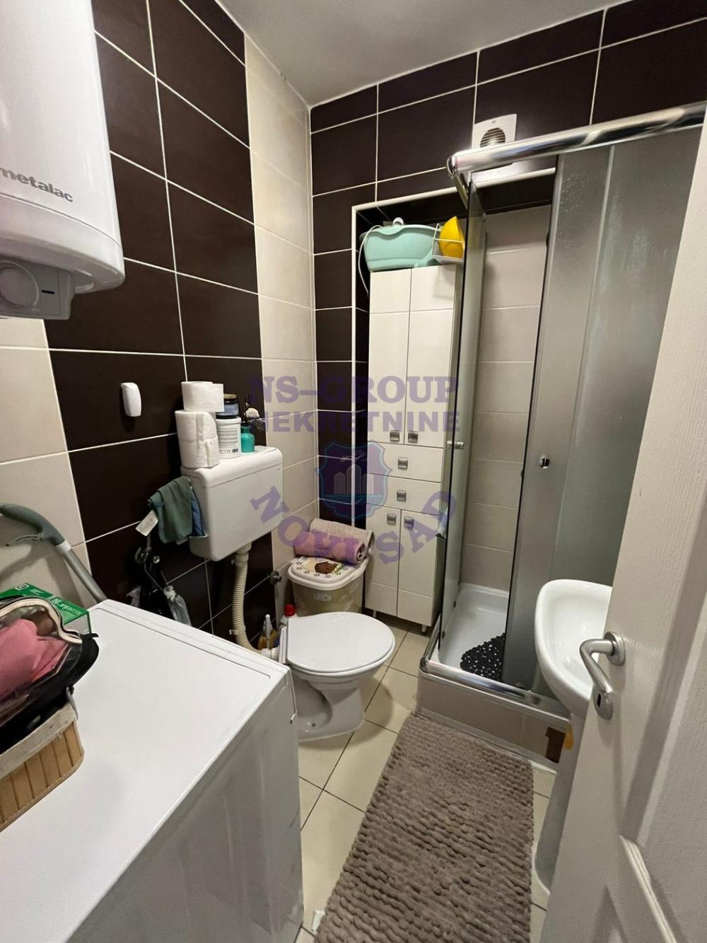 Slika 11 - Troiposoban, 52m2, Adice Novi Sad, sa terasom, sa parkingom