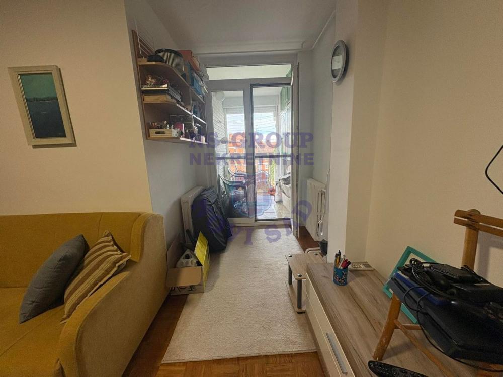 Glavna slika -Trosoban stan na Novom Naselju!