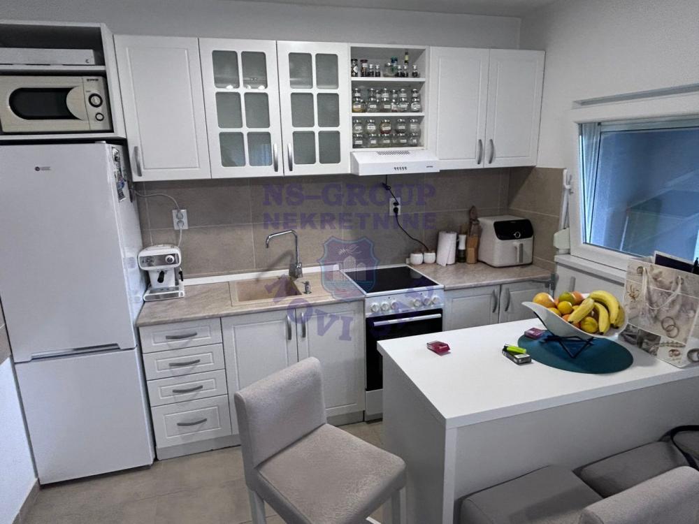 Slika 2 - Dvosoban, 40m2, Adice Novi Sad, sa terasom