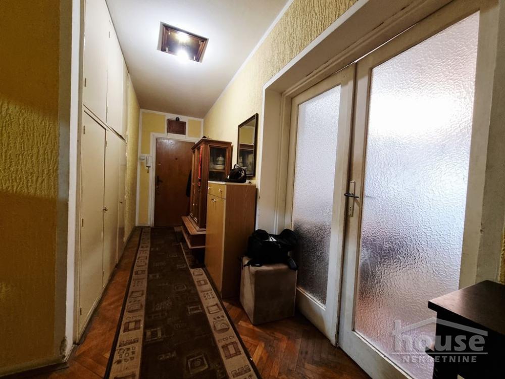 Slika 11 - Stan,NOVI SAD,CENTAR,kv: 64.00, € 185000, ID: 1065312