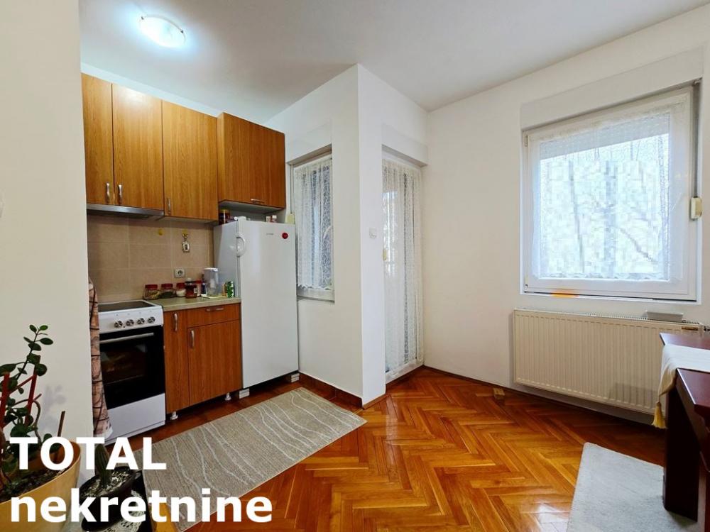 Slika 5 - Stan,NOVI SAD,DETELINARA,kv: 45.00, € 126000, ID: 1102292