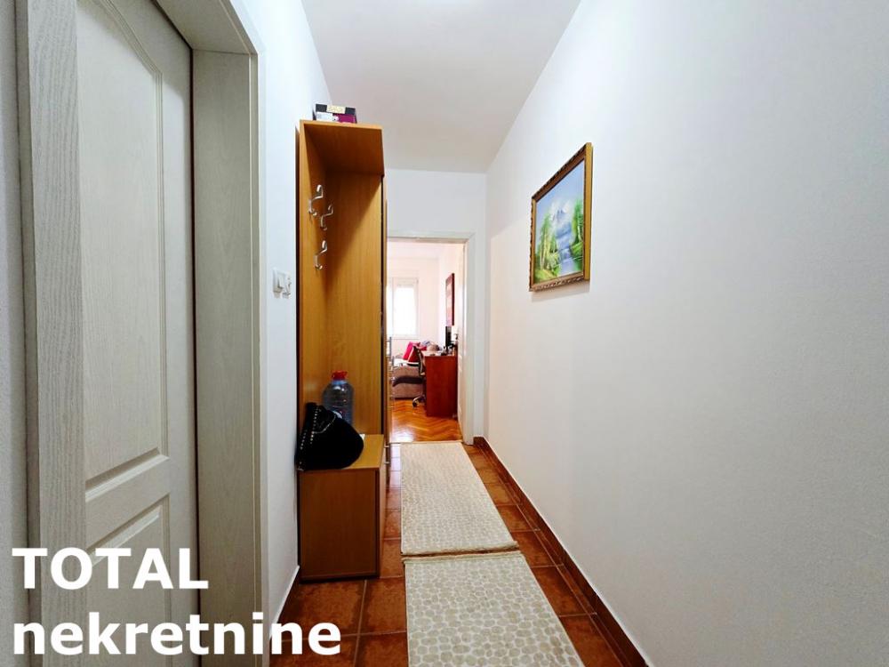 Slika 6 - Stan,NOVI SAD,DETELINARA,kv: 45.00, € 126000, ID: 1102292