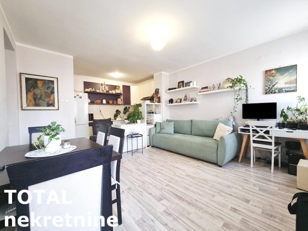 Slika 11 - Stan,NOVI SAD,TELEP,kv: 48.00, € 144000, ID: 1102288