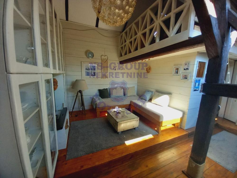 Glavna slika -Prodaja stana, 86m2, Socijalno Novi Sad