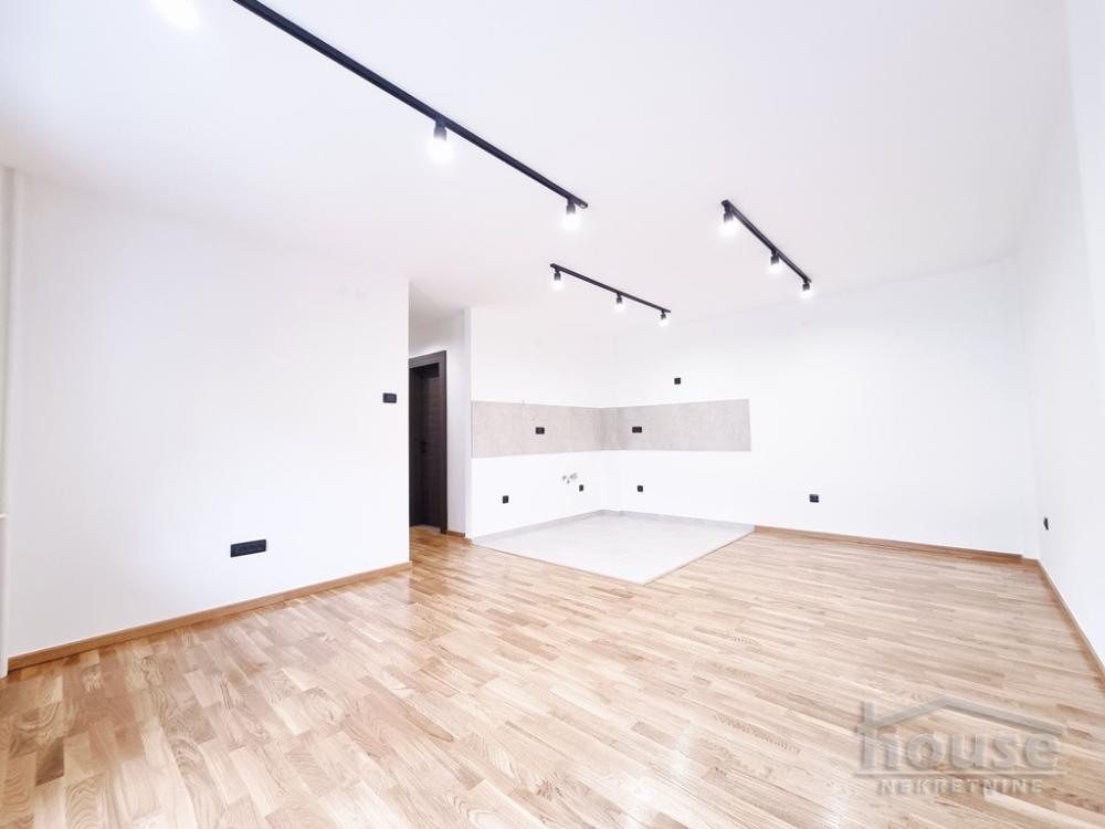 Slika 2 - Stan,NOVI SAD,NOVO NASELJE - ŠARENGRAD,kv: 52.00, € 149000, ID: 1065458