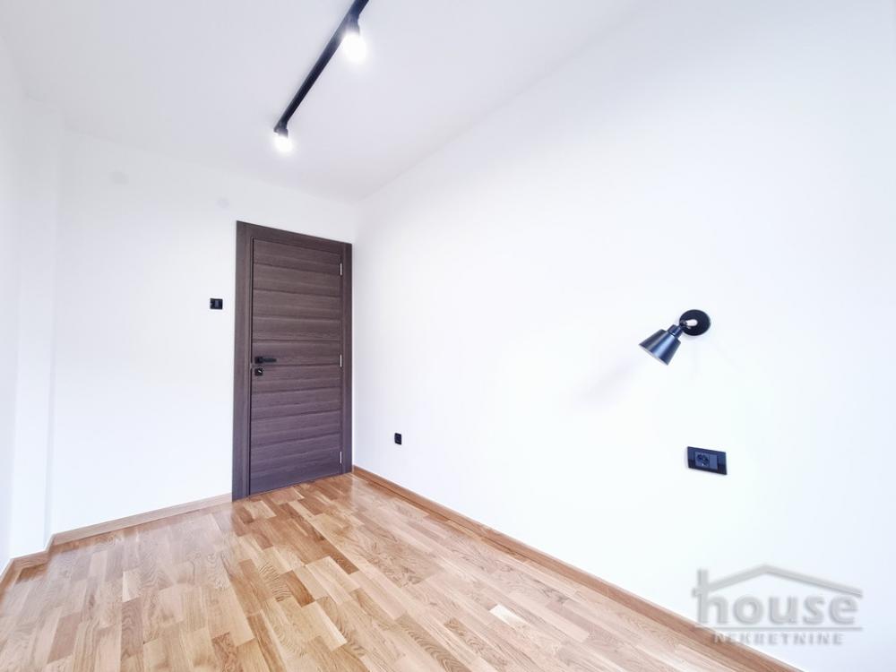 Slika 8 - Stan,NOVI SAD,NOVO NASELJE - ŠARENGRAD,kv: 52.00, € 149000, ID: 1065458