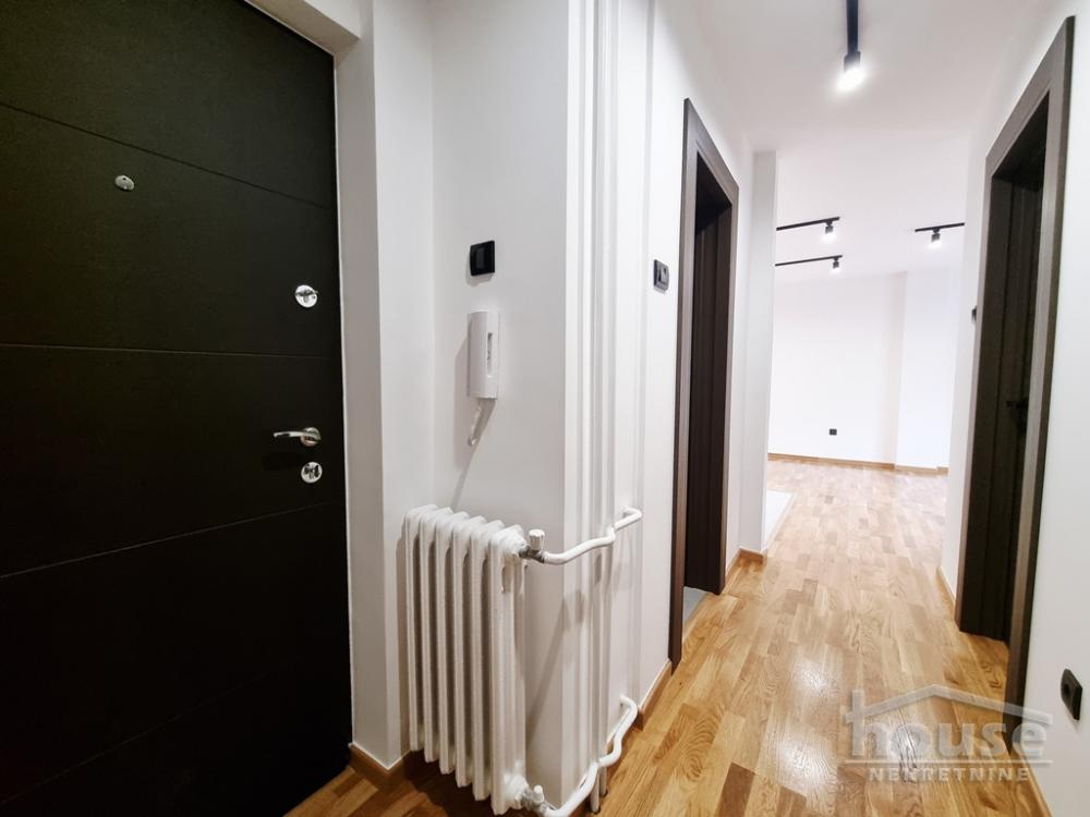 Slika 5 - Stan,NOVI SAD,NOVO NASELJE - ŠARENGRAD,kv: 52.00, € 149000, ID: 1065458