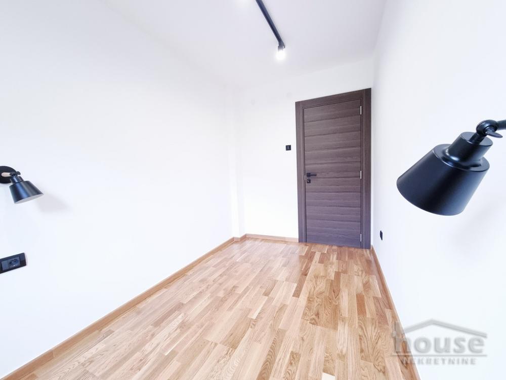 Slika 9 - Stan,NOVI SAD,NOVO NASELJE - ŠARENGRAD,kv: 52.00, € 149000, ID: 1065458