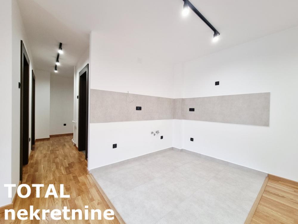 Slika 4 - Stan,NOVI SAD,NOVO NASELJE - ŠARENGRAD,kv: 52.00, € 149000, ID: 1102306