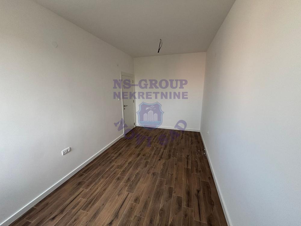 Slika 2 - Četvorosoban penthouse na Bulevaru Patrijatha Pavla 