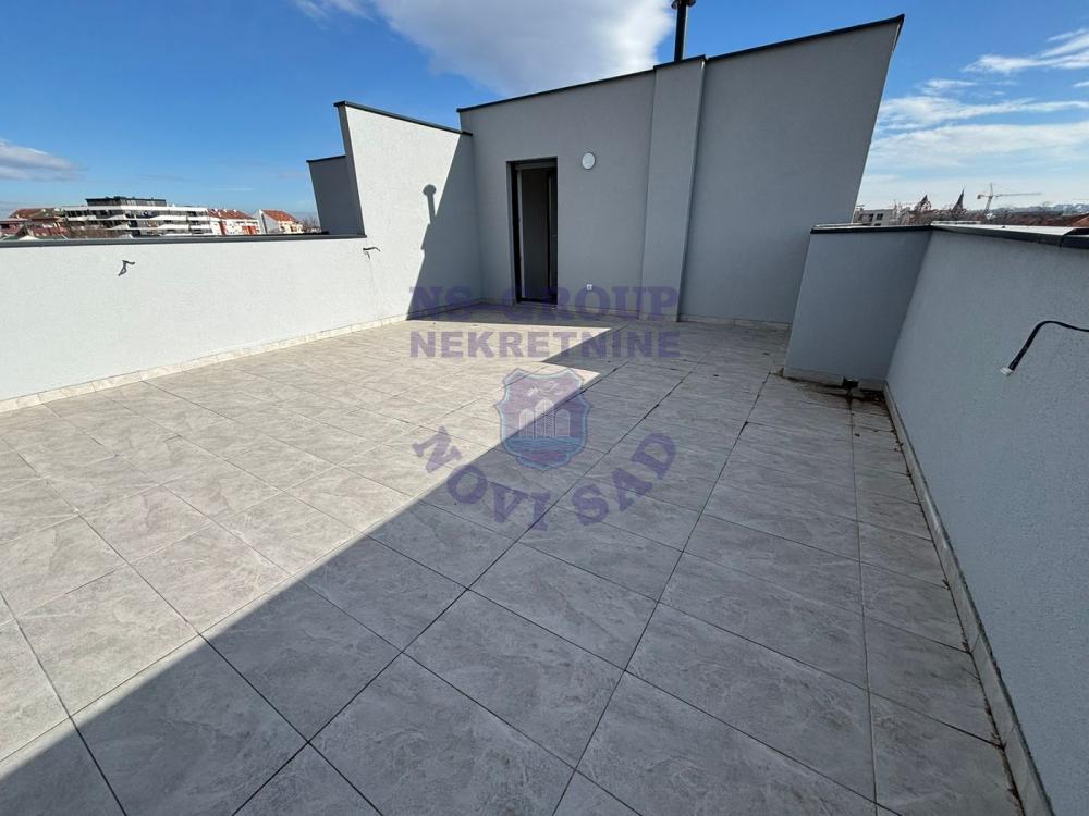 Slika 10 - Četvorosoban penthouse na Bulevaru Patrijatha Pavla 