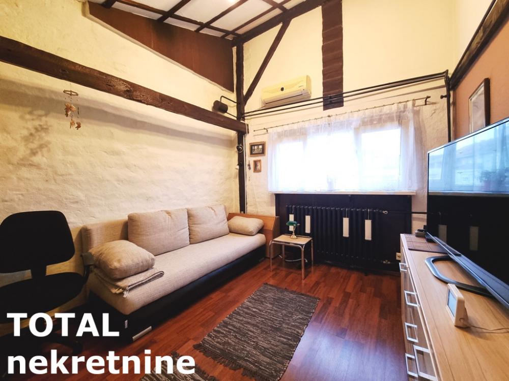 Slika 10 - Stan,NOVI SAD,CENTAR,kv: 58.00, € 150000, ID: 1102302