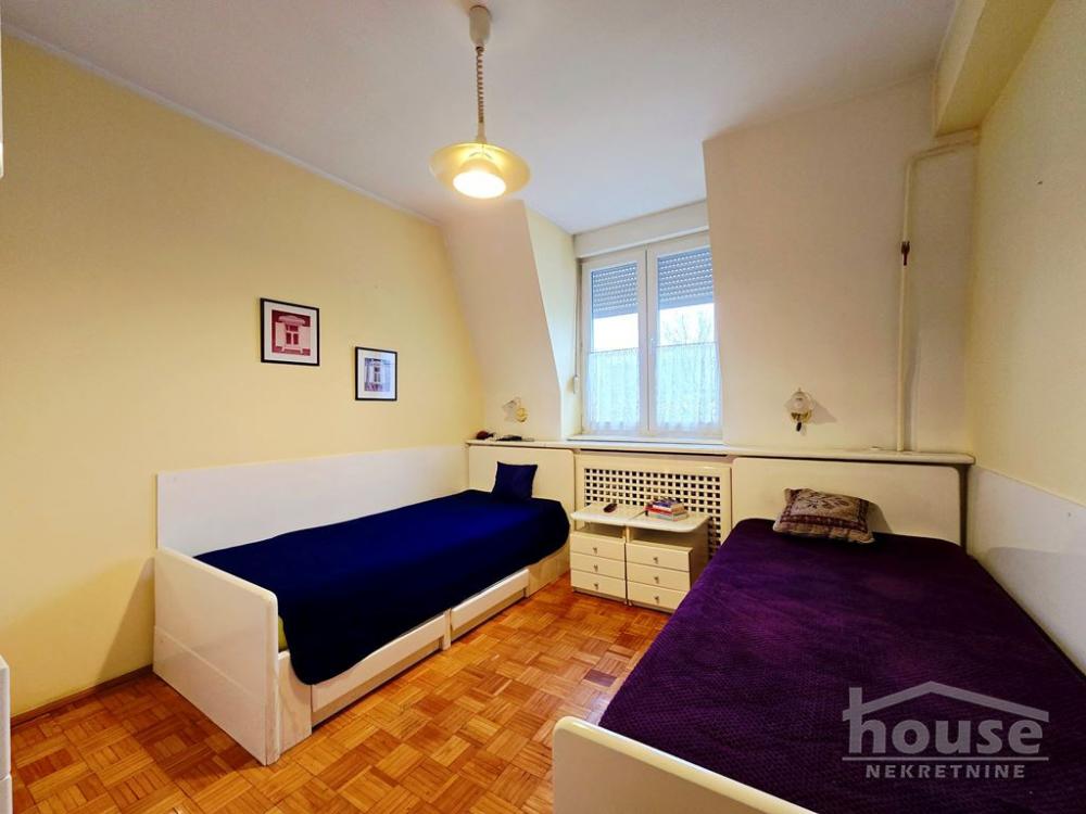 Slika 11 - Stan,NOVI SAD,GRBAVICA,kv: 141.00, € 325000, ID: 1065451