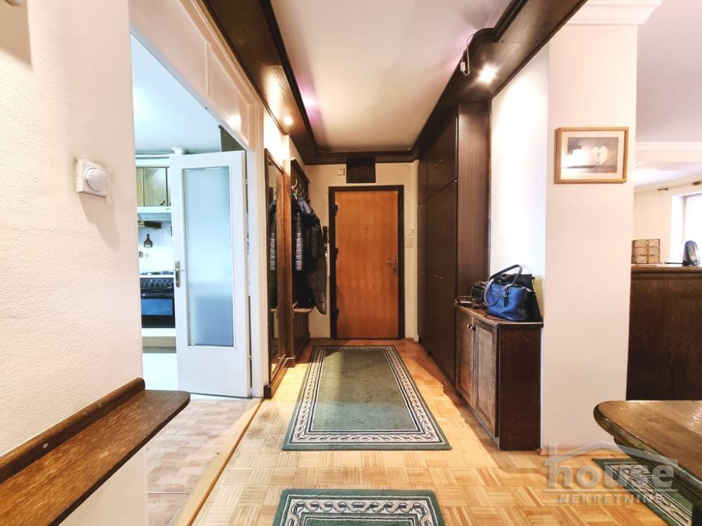 Slika 9 - Stan,NOVI SAD,GRBAVICA,kv: 141.00, € 325000, ID: 1065451