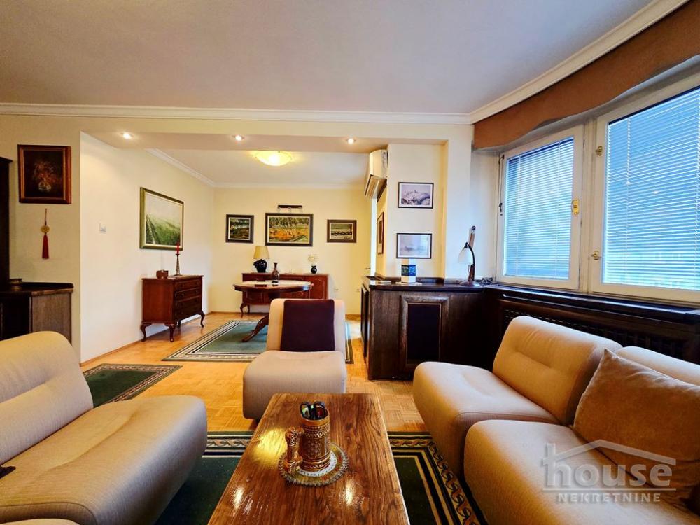 Slika 3 - Stan,NOVI SAD,GRBAVICA,kv: 141.00, € 325000, ID: 1065451