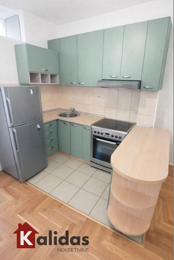 Slika 2 - Stan,NOVI SAD,CENTAR,kv: 49, € 146300, ID: 1008567