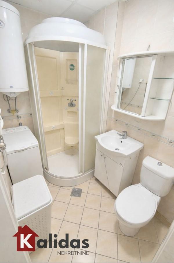 Slika 5 - Stan,NOVI SAD,CENTAR,kv: 49, € 146300, ID: 1008567