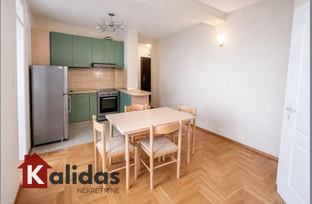 Slika 1 - Stan,NOVI SAD,CENTAR,kv: 49, € 146300, ID: 1008567