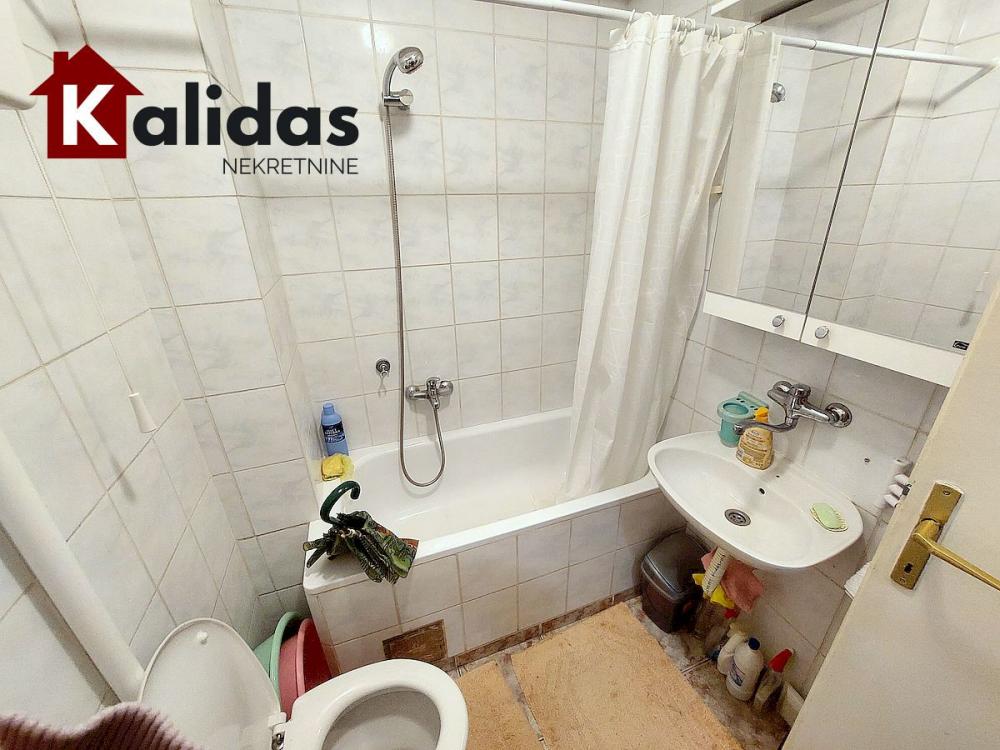 Slika 11 - Stan,NOVI SAD,CENTAR,kv: 30, € 87550, ID: 1008593