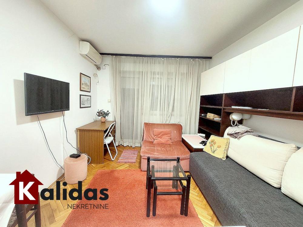 Slika 2 - Stan,NOVI SAD,CENTAR,kv: 30, € 87550, ID: 1008593