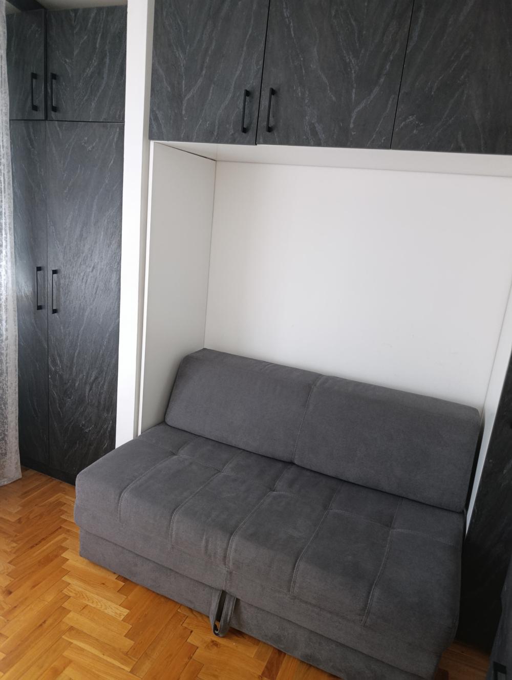 Slika 8 - Продаје се комплетно реновиран и намештен стан на старој детелинари