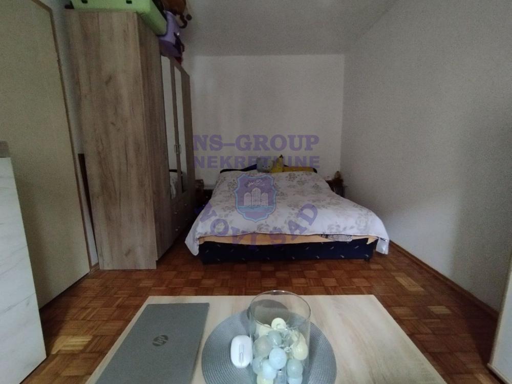 Slika 1 - Jednoiposoban, 32m2, Detelinara Novi Sad