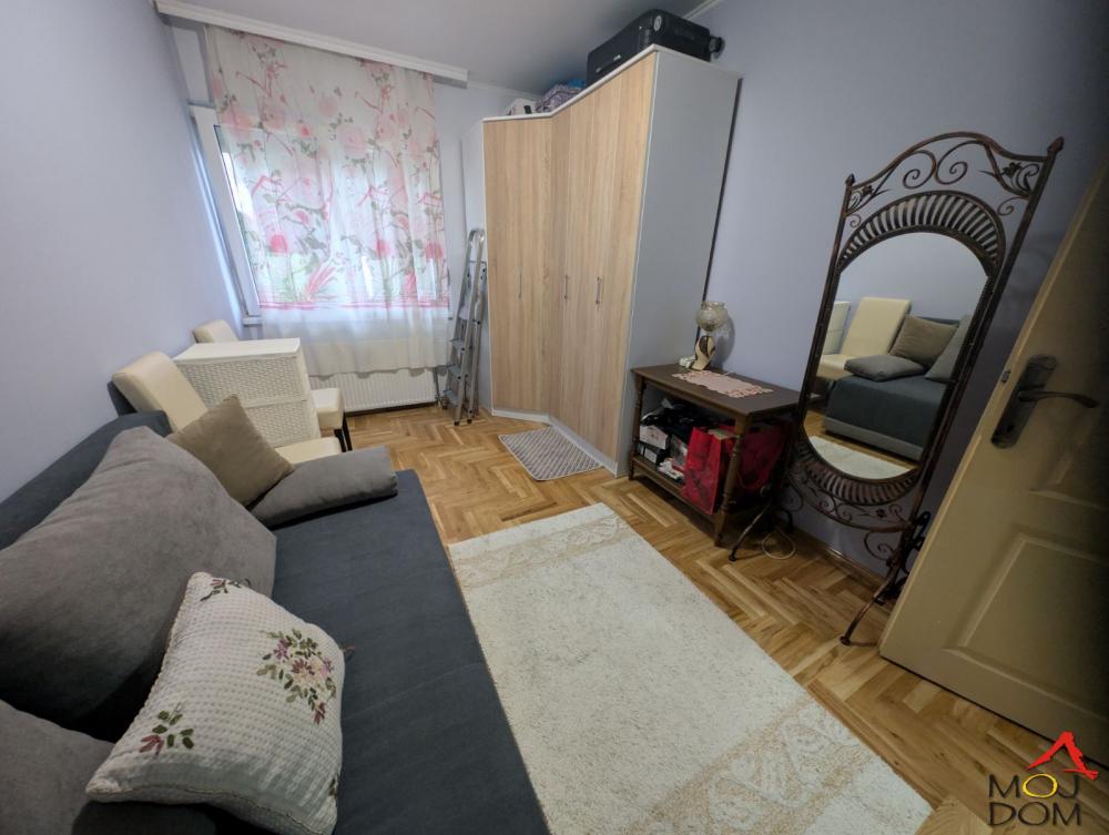 Slika 8 - Stan,NOVI SAD,TELEP,kv: 57, € 123600, ID: 1025844