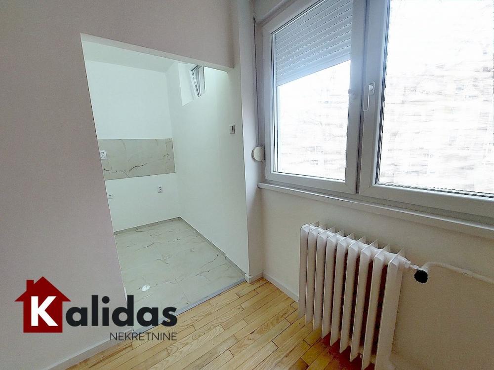 Slika 4 - Stan,NOVI SAD,ROTKVARIJA,kv: 51, € 158600, ID: 1008600