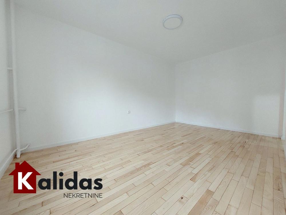 Slika 2 - Stan,NOVI SAD,ROTKVARIJA,kv: 51, € 158600, ID: 1008600