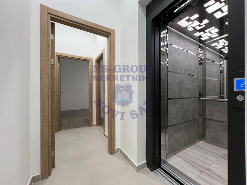 Slika 5 - Trosoban stan sa gratis krovnom terasom - Telep