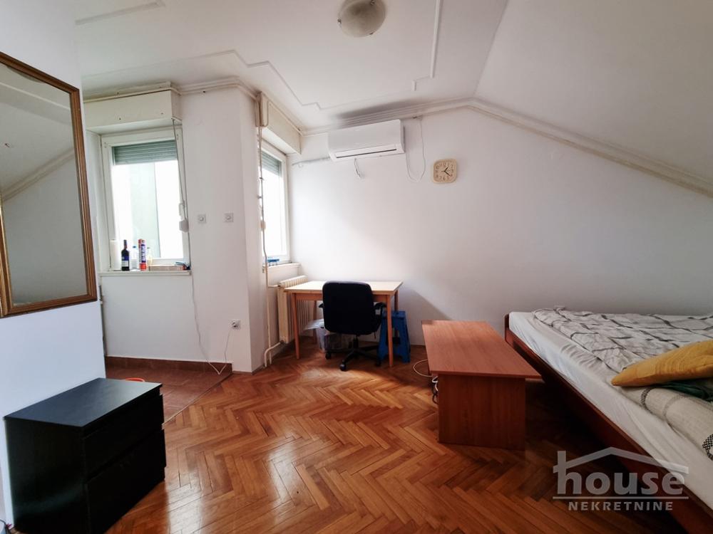 Slika 6 - Stan,NOVI SAD,BULEVAR,kv: 29.00, € 90000, ID: 1064651