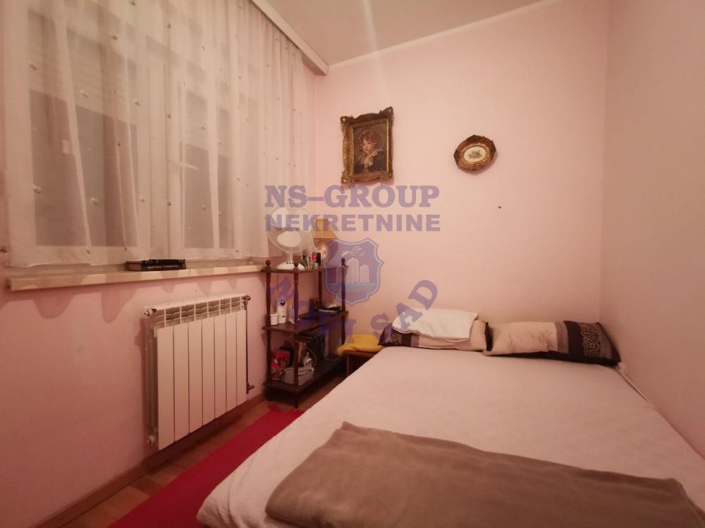 Slika 4 - Odlican dvoiposoban stan na potezu Bulevaru Oslobodjenja!