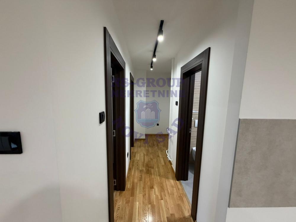 Slika 5 - Dvoiposoban stan na Novom Naselju š:564629