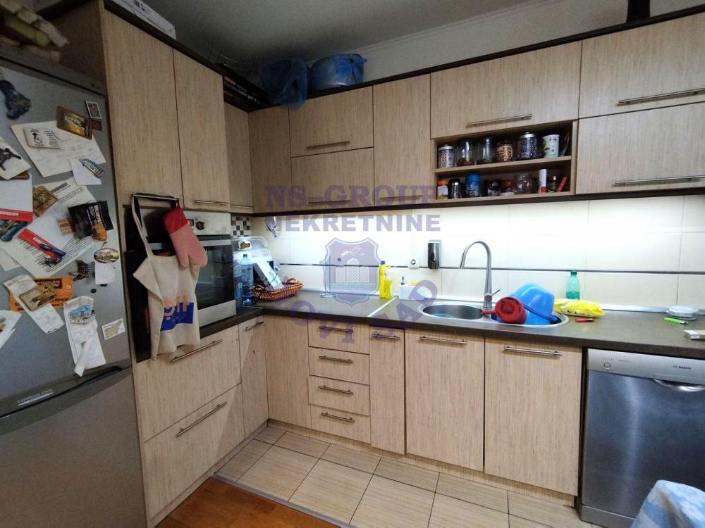 Slika 1 - Dvoiposoban, 67m2, Telep Novi Sad, sa terasom