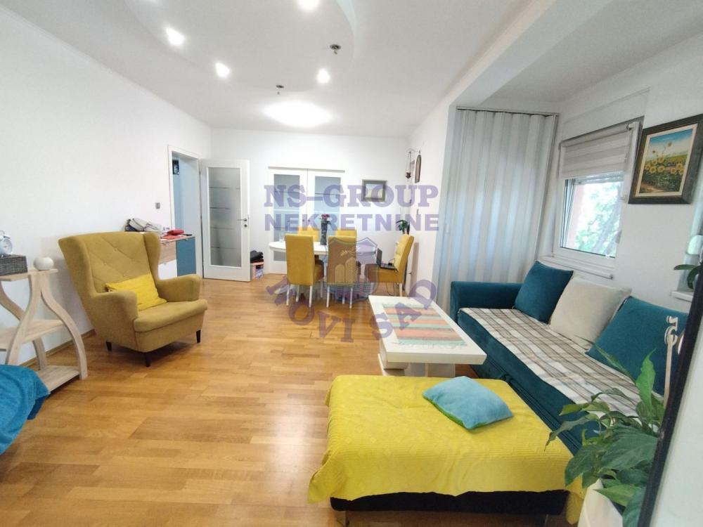 Slika 2 - Dvoiposoban, 67m2, Telep Novi Sad, sa terasom